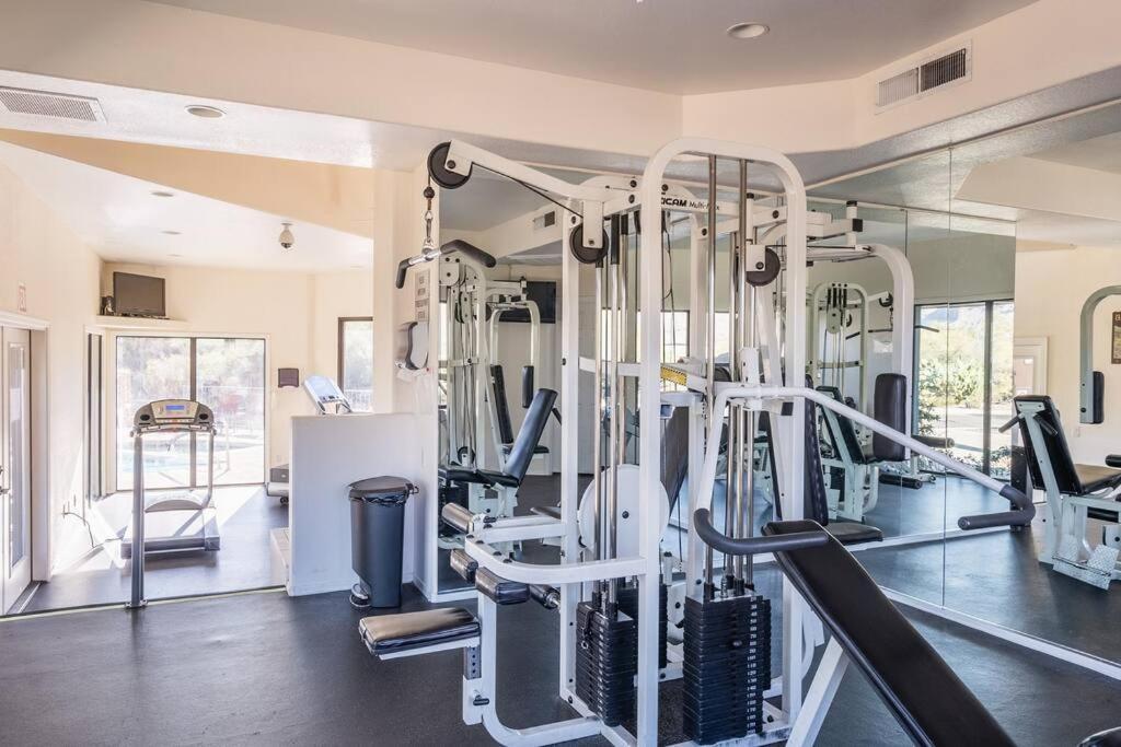 Tucson The Greens! 3Br Apt W/ Pool & Spa ภายนอก รูปภาพ