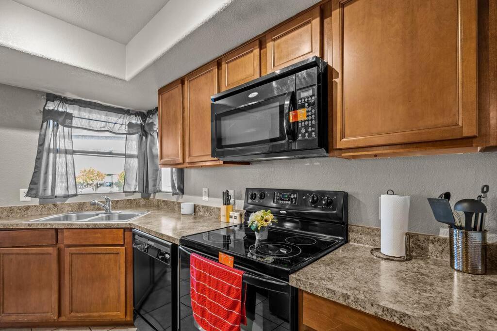 Tucson The Greens! 3Br Apt W/ Pool & Spa ภายนอก รูปภาพ